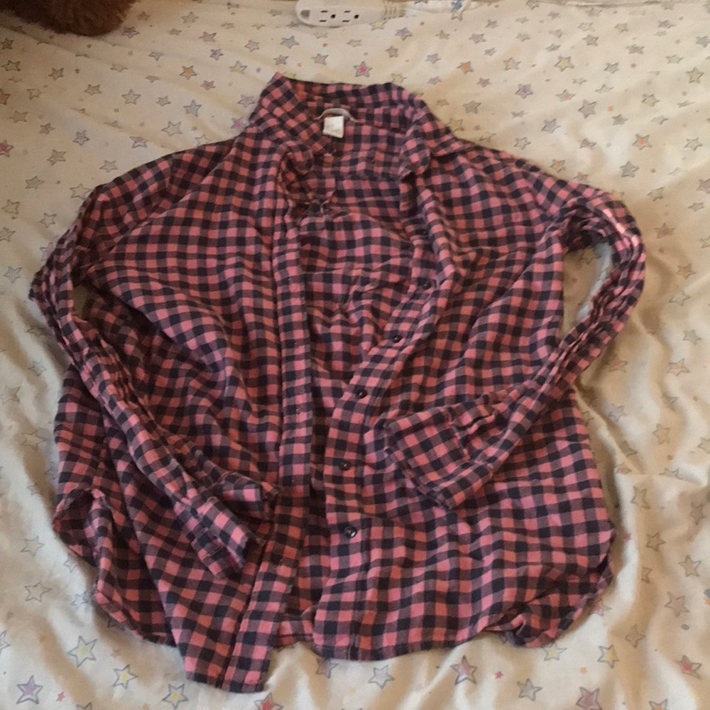 Plaid button up long sleeve shirt